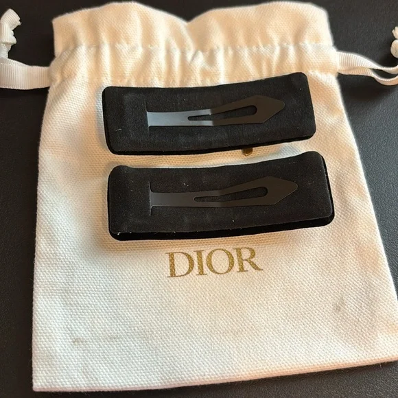 Fashion Hair Clips - Picture 3 of 3